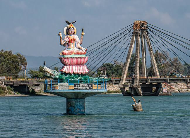Moments from the Ganga 3